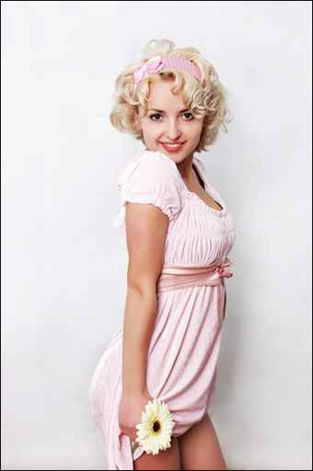 اليكن.. اجمل الفساتين الصيفية على اخر موضة!