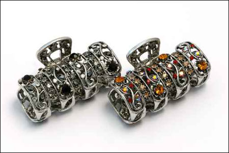 اليكن.. اجمل الاكسسوارات للراس لتزيّين بها شعركن! 