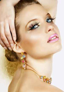 اليك بعض النصائح.. لمزج الاكسسوارات مع بعضها!!