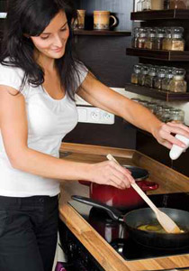 هل تعانين من الكرش؟!! اذا اتبعي تلك الحمية الاوروبية!!