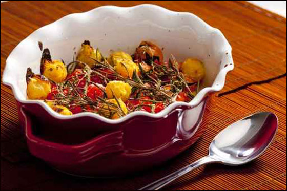 اليك سيدتي.. مجموعة من الصور لاواني الطعام بالوان متعددة!