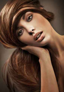 لصاحبات العيون البنية.. كيف تختارين الماكياج المميزة؟؟