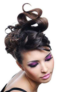 لكل عروس.. اختاري التسريحة التي تناسبك وتلائم شخصيتك!!