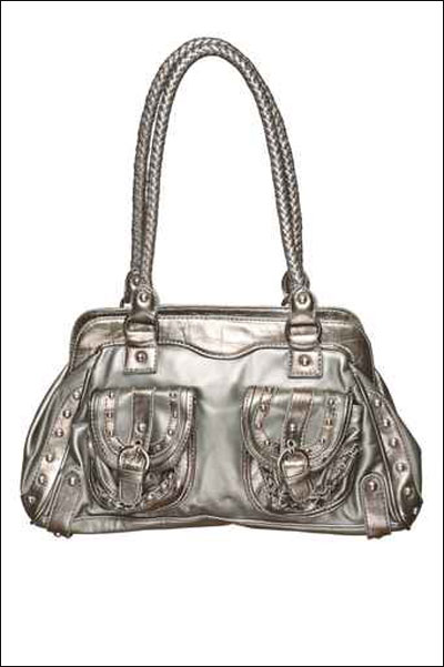 اليكن اخر صيحات موضة الحقائب.. بجميع الالوان والتصميمات! 