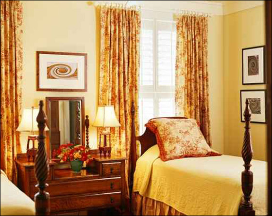 اليكم.. تشكيلة مميزة من الستائر!!