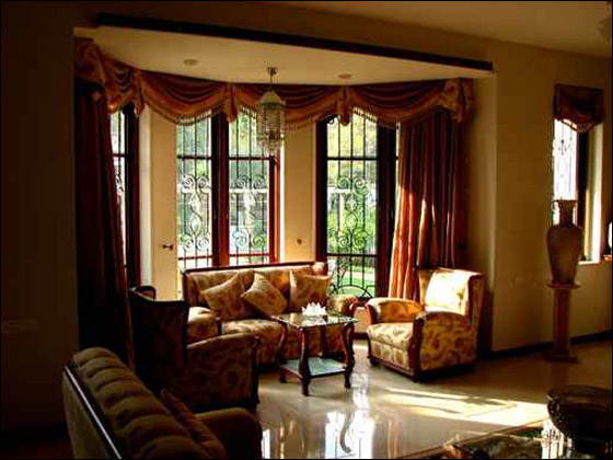 اليكم.. تشكيلة مميزة من الستائر!!