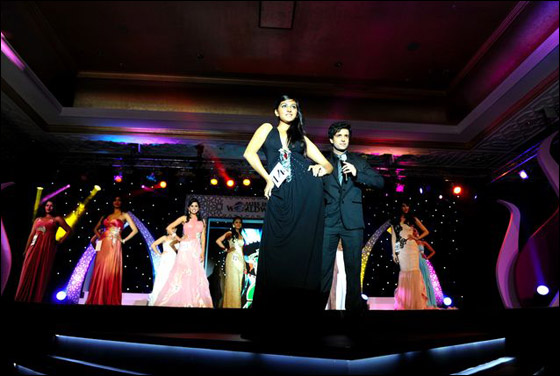 بالصور.. أنتيكا غازان تحصد لقب ملكة جمال الهند لعام 2011 