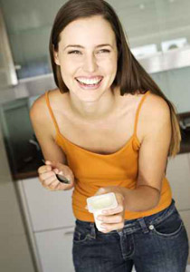 الصيف يؤذي بشرتك.. اليك نصائح للاعتناء به!