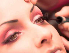 لتظهري بأبهى صورة.. اليك بعض النصائح ليدوم مكياجك!!