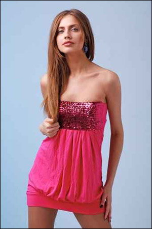 اليك سيدتي.. اجمل الفساتين الصيفية القصيرة!!