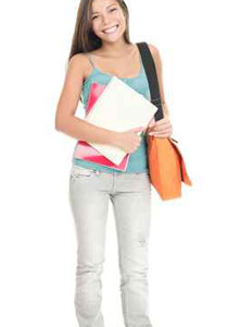 لكل فتاة.. اضيفي لخزانتك لهذا الصيف.. الجينز الابيض!