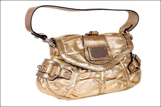 تشكيلة حقائب بالوان زاهية تلائم مختلف الملابس!