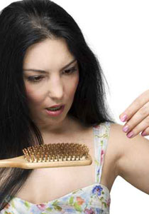 إليك بعض النصائح التي ستحميك من التعرض لتساقط الشعر!