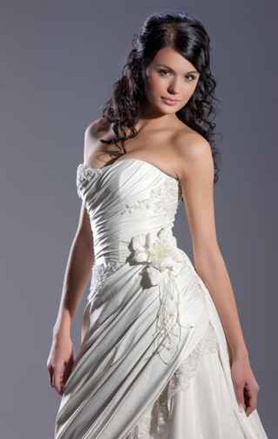 صور لأروع فساتين الزفاف التي تناسب كل الاذواق