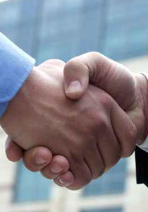 حركة جسمك وخاصة يديك تكشف عن شخصيتك!! 