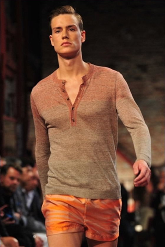 نقدم لكم مجموعة لأحدث وأجمل الملابس العصرية للرجال