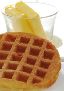 من مطبخ الشيف أسامة.. إليكم وافلز مع الفواكه والجبن