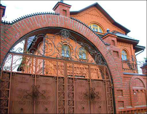 لكمال جمال مدخل المنزل.. اليكم اجمل تصميمات البوابات!