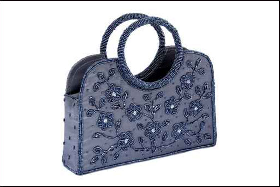 شايف يعرض مجموعة مميزة من الجزادين 