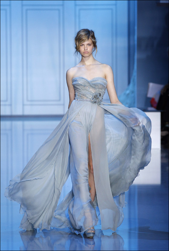 بالصور.. شايف ينقل تصاميم ايلي صعب لخريف وشتاء 2011 