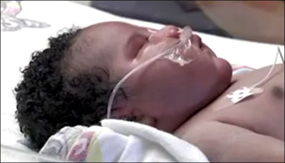 تكساس: ولادة اضخم مولود يزن 7 كغم متخطيا توقعات الاطباء!!