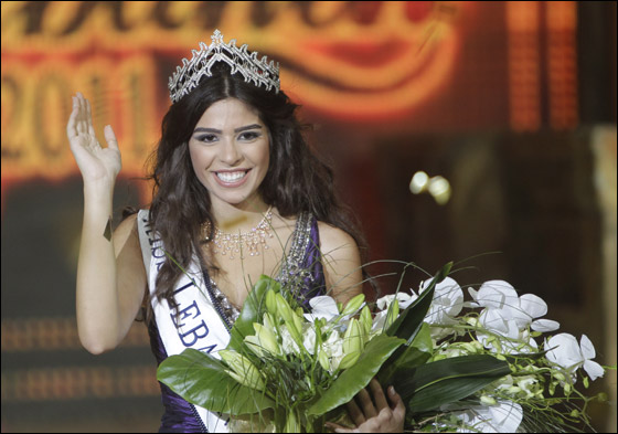 يارا:  لقب ملكة جمال لبنان يخسر من قيمته بسبب الانتقادات!!