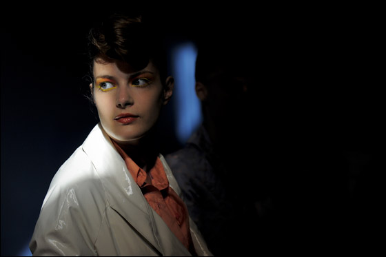 "شايف" ينقل لكم صور أزياء ربيع وصيف 2012!