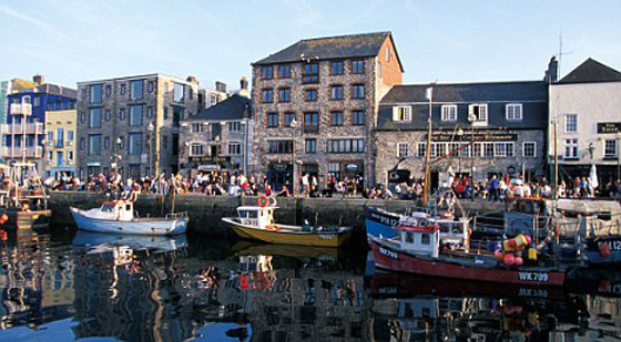 اطباء يحطمون جمجمة رضيع أُصيب بتشوه بارأس لانقاذ حياته!!