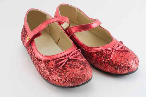 مجموعة صور لأحذية حمراء تناسب كل الاذواق!