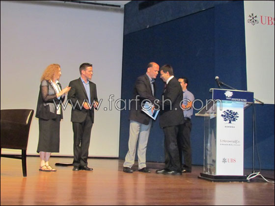 تكريم المحامي عباس كأول زميل عربي في منظمة أشوكا الدولية