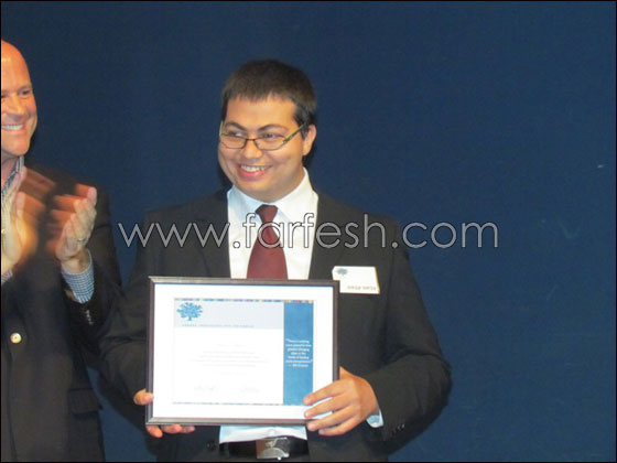 تكريم المحامي عباس كأول زميل عربي في منظمة أشوكا الدولية