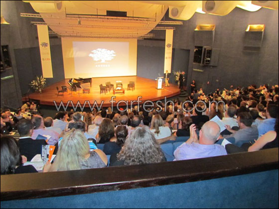 تكريم المحامي عباس كأول زميل عربي في منظمة أشوكا الدولية