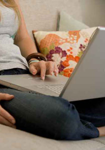 سلوك مستخدمي "فيسبوك" و"تويتر" صبياني!!