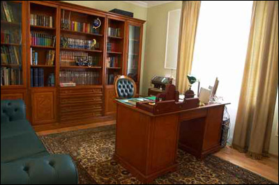 لجميع الطلاب.. اليكم ديكورات مميزة لمكاتب الدراسة!!