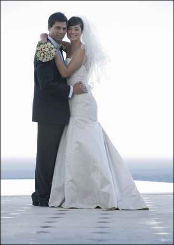 اليكم تشكيلة فساتين زفاف راقية وناعمة جدا تناسب الاميرات!