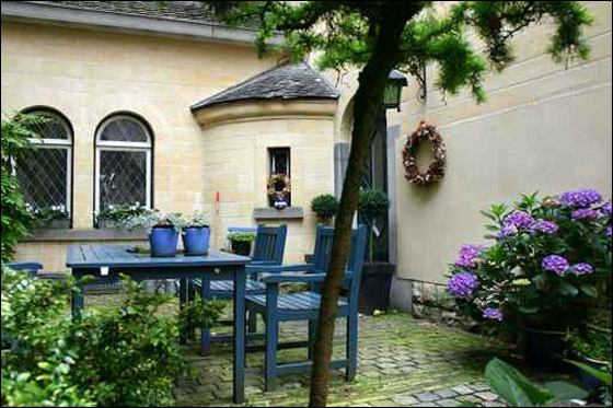 بالصور.. اجمل الاثاث للحدائق المنزلية!!