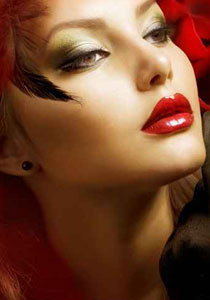 تعرفي على الوان ماكياجك من خلال شخصيتك!