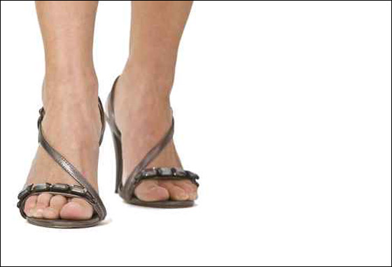  شايف يقدم لكن مجموعة للصنادل بمختلف الموديلات