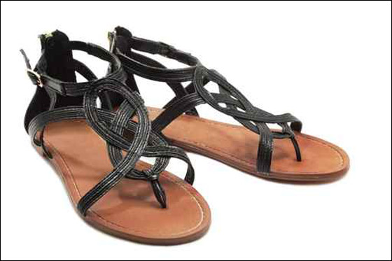  شايف يقدم لكن مجموعة للصنادل بمختلف الموديلات