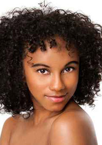 اليك سيدتي.. حلول فعالة للشعر الخشن والمجعد!!