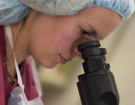 للمرة الثانية: كندا تحذر من شراء السائل المنوي الطازج من الانترنت!