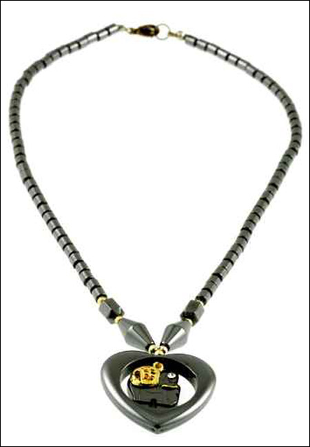 اليك ايتها الفتيات.. تشكيلة رائعة من سلاسل الرقبة! اليك ايتها الفتيات.. تشكيلة رائعة من سلاسل الرقبة!