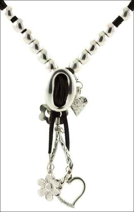 اليك ايتها الفتيات.. تشكيلة رائعة من سلاسل الرقبة! اليك ايتها الفتيات.. تشكيلة رائعة من سلاسل الرقبة!