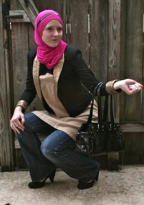 3 افكار جديدة لإطلالة مميزة بالجاكيت للمحجبات