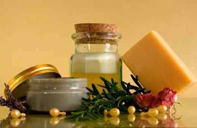 حضري لوشن الروزماري لتتمتعي ببشرة رطبة ورائعة