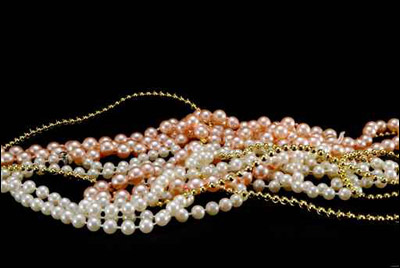 اليكن.. اجمل اكسسوارات اللؤلؤ البراقة!! 