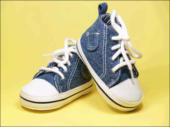 "شايف" يقدم لكم تشكيلة من احذية الاطفال!! 