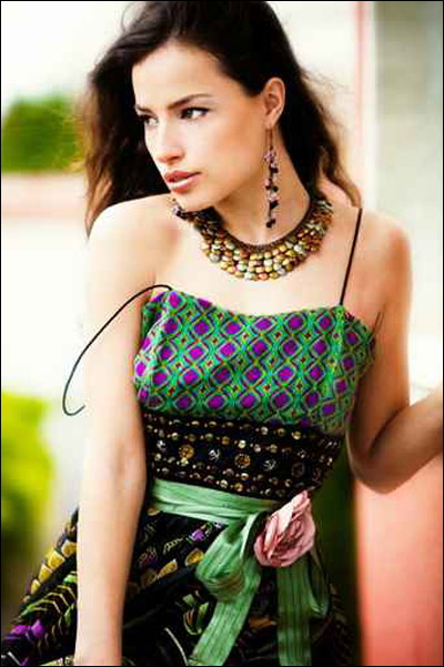 فساتين عملية بألوان مختلفة وتصاميم جميلة!