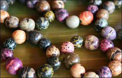 اليك مجموعة أساور تضيف الحيوية على طلتك