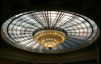 لانارة منازلكم.. اليكم مجموعة من الثريات المميزة!